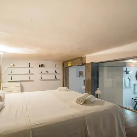 דירה Very Cool Duplex Loft. Billard. Piano. Patio. Centric. אליקאנטה