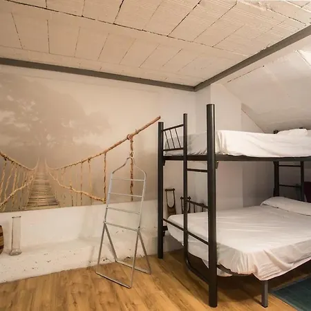 Very Cool Duplex Loft. Billard. Piano. Patio. Centric. * אליקאנטה