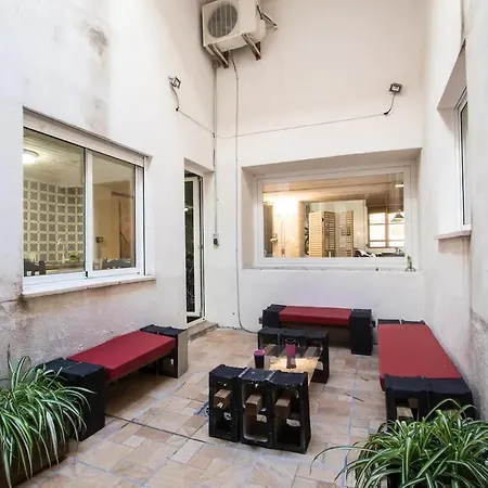 Very Cool Duplex Loft. Billard. Piano. Patio. Centric. דירה אליקאנטה