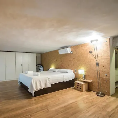 Very Cool Duplex Loft. Billard. Piano. Patio. Centric. אליקאנטה