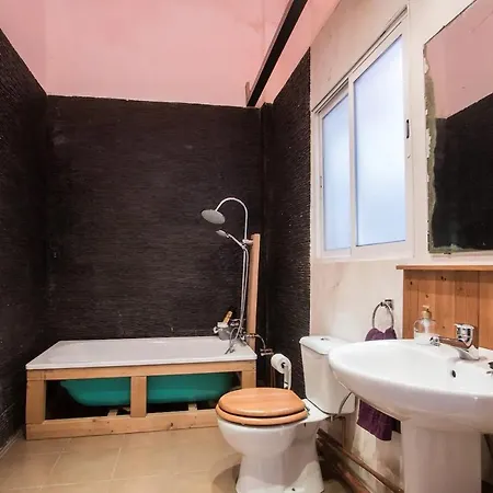 Very Cool Duplex Loft. Billard. Piano. Patio. Centric. דירה אליקאנטה
